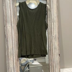 Sleeveless dress top